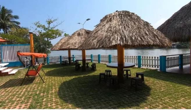 Hotel La Cueva Del Pirata Casitas Esterno foto